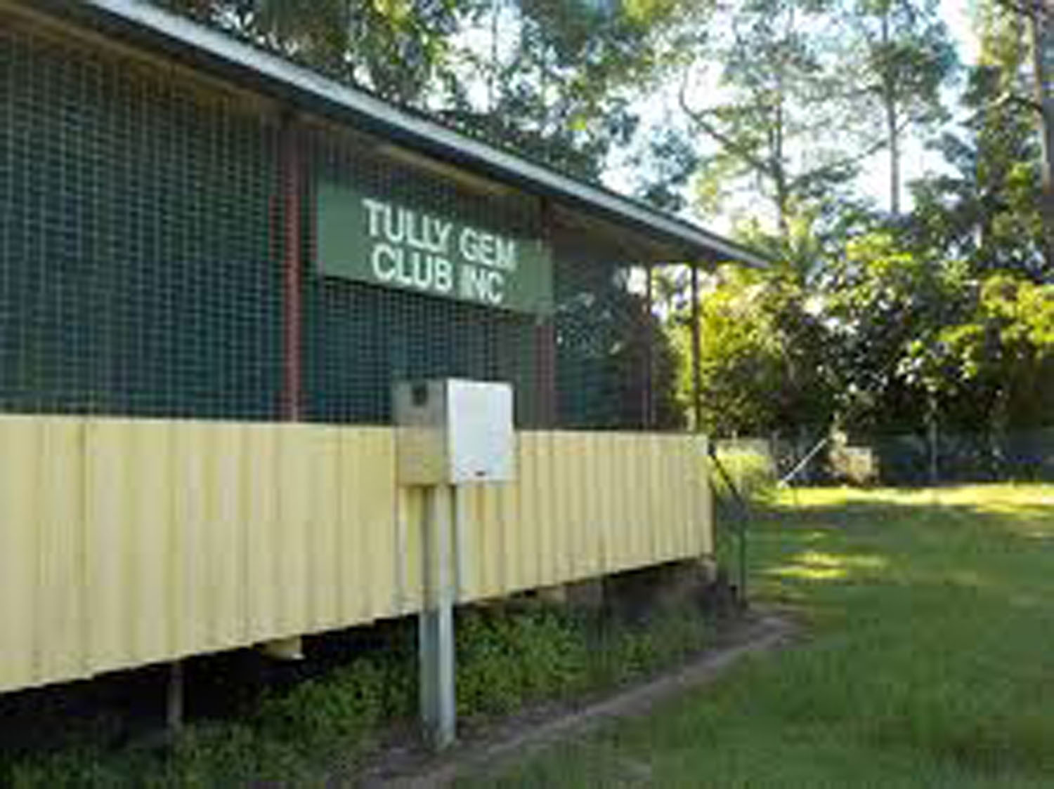 Tully Gem Clubhouse.